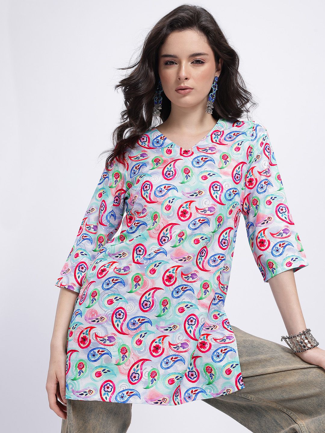 Anouk Rustic Ethnic Motifs Printed V-Neck Straight Kurti-picture-10