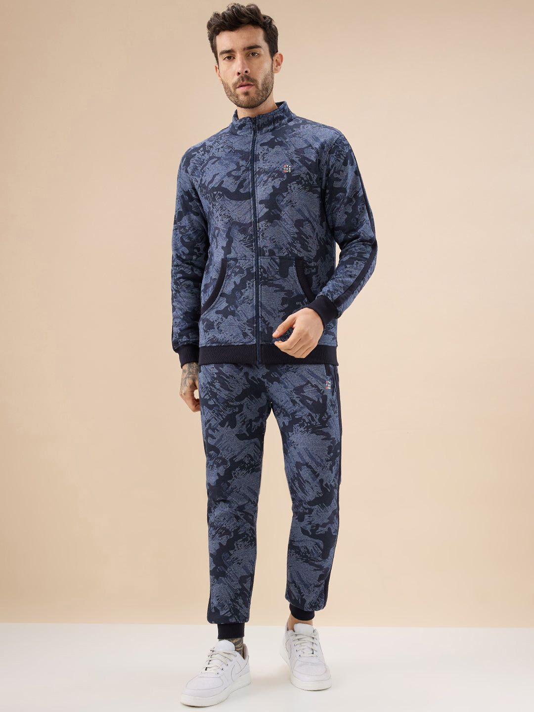 Status Quo Men Printed Tracksuit-image-46