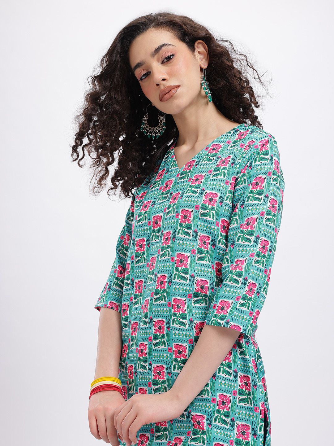 Anouk Rustic Floral Printed V-Neck Straight Kurti-picture-51