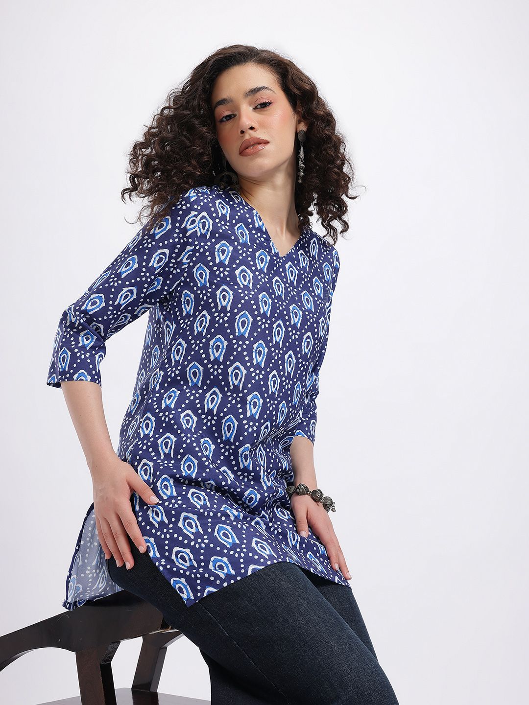 Anouk Rustic Abstract Printed V-Neck Straight Kurti-picture-30