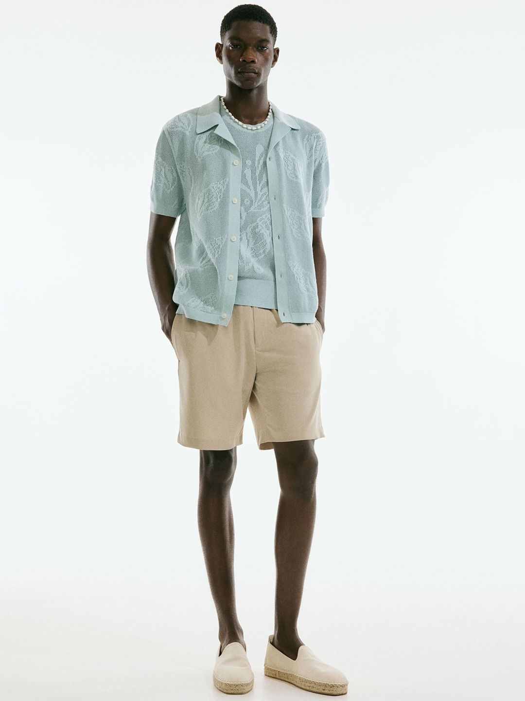 H&M Relaxed Fit Shorts-picture-38
