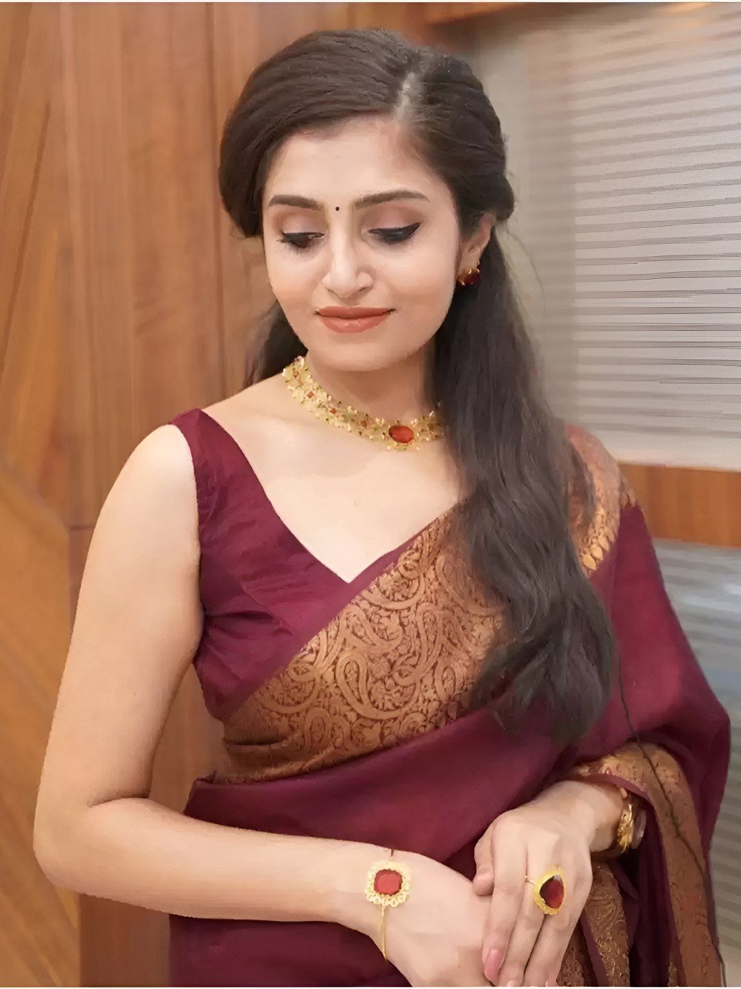 Aagrahi fashion Ethnic Motifs Woven Design Zari Banarasi Saree-picture-23