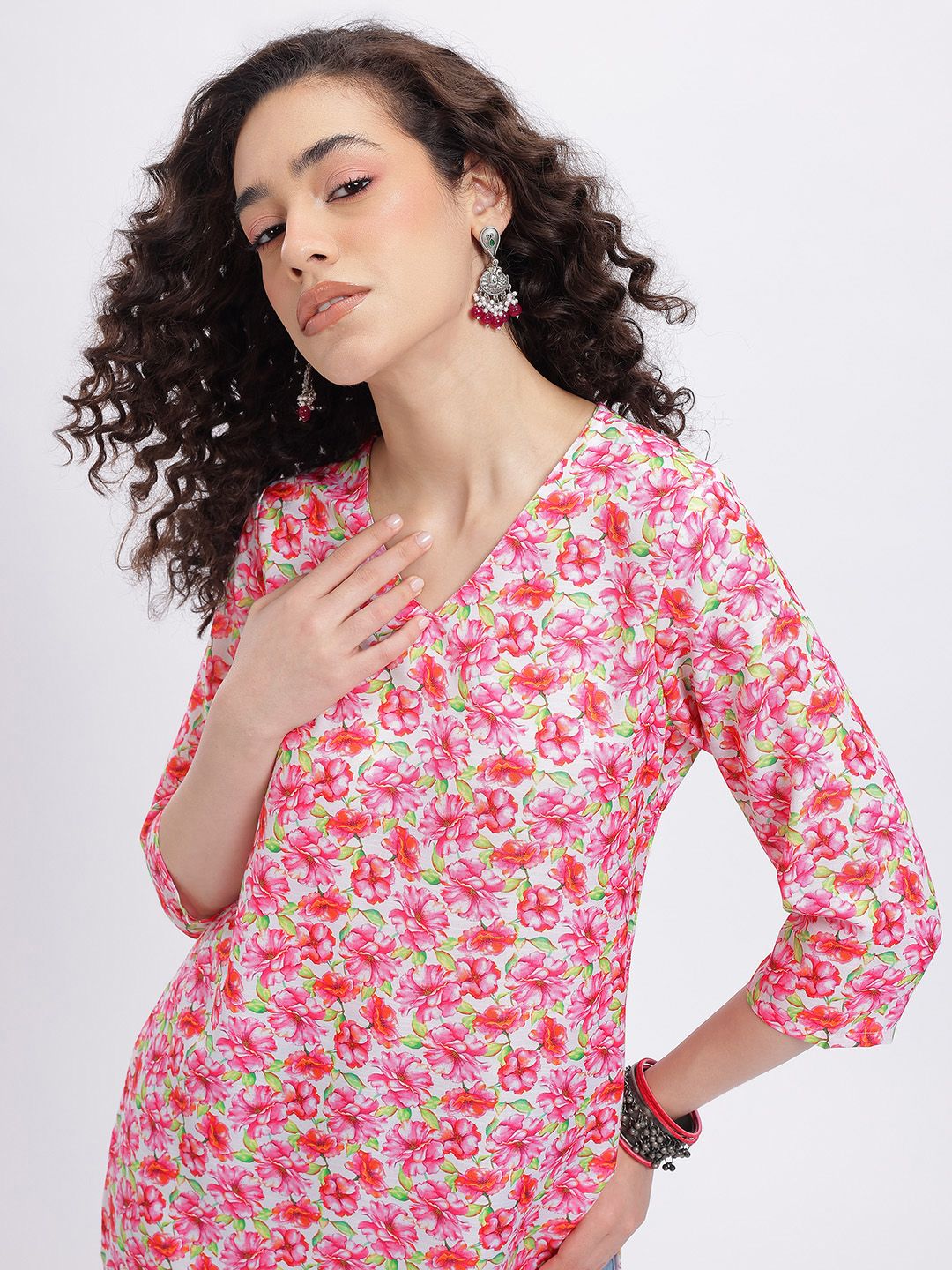 Anouk Rustic Floral Printed V-Neck Straight Kurta-picture-29