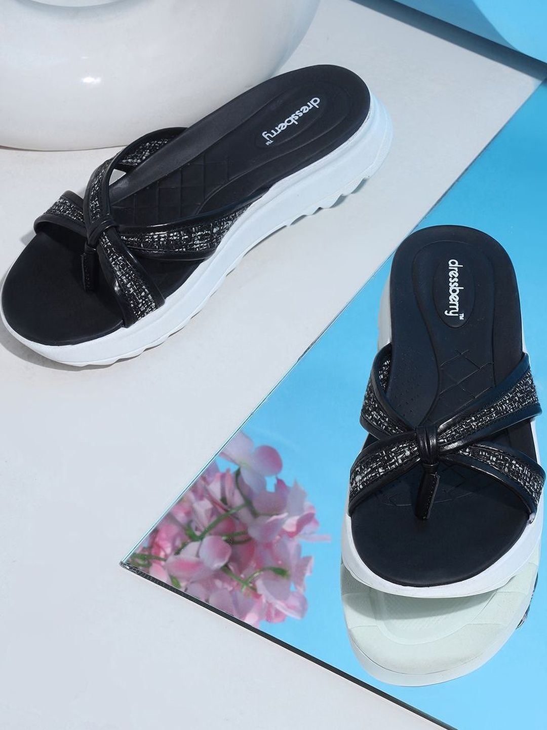 DressBerry Women Black Solid PU Slipon Open Toe Flats-picture-17