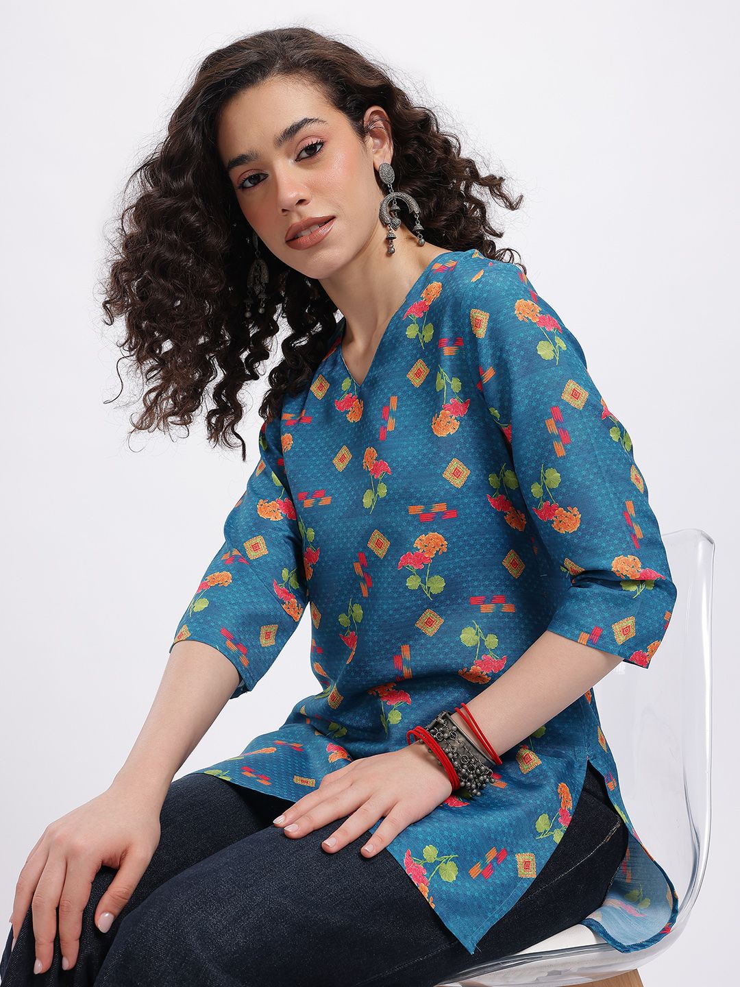 Anouk Rustic Floral Printed V-Neck Straight Kurti-picture-16