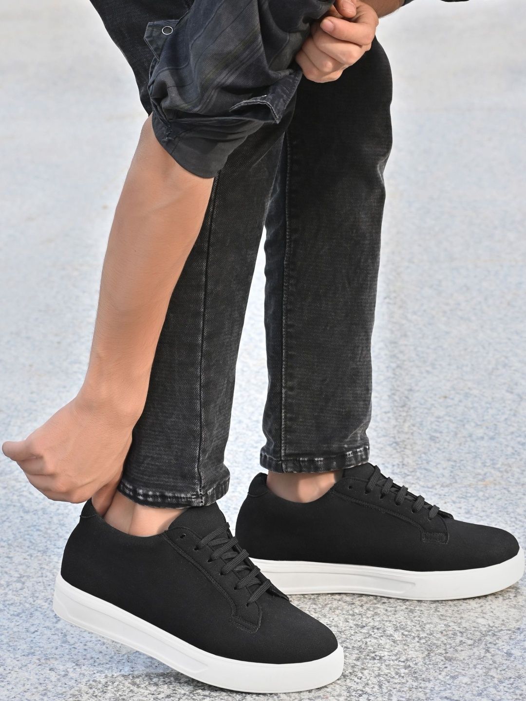 Roadster Men Suede Lace Ups Sneakers-picture-17