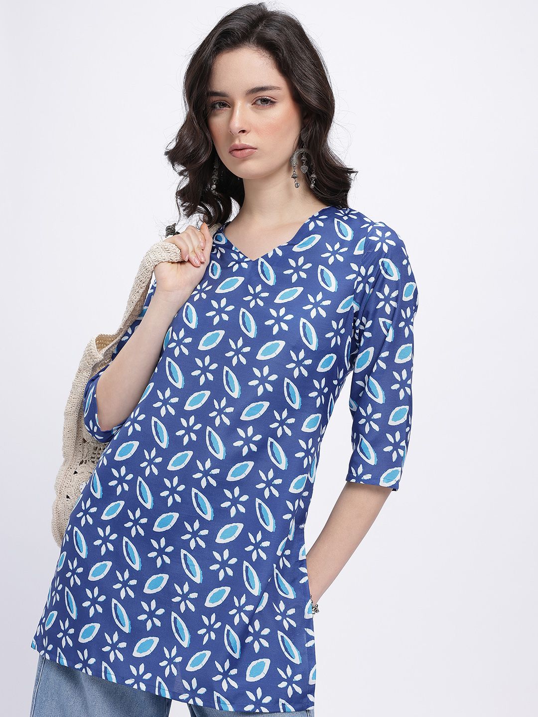 Anouk Rustic Floral Printed V-Neck Kurti-picture-42