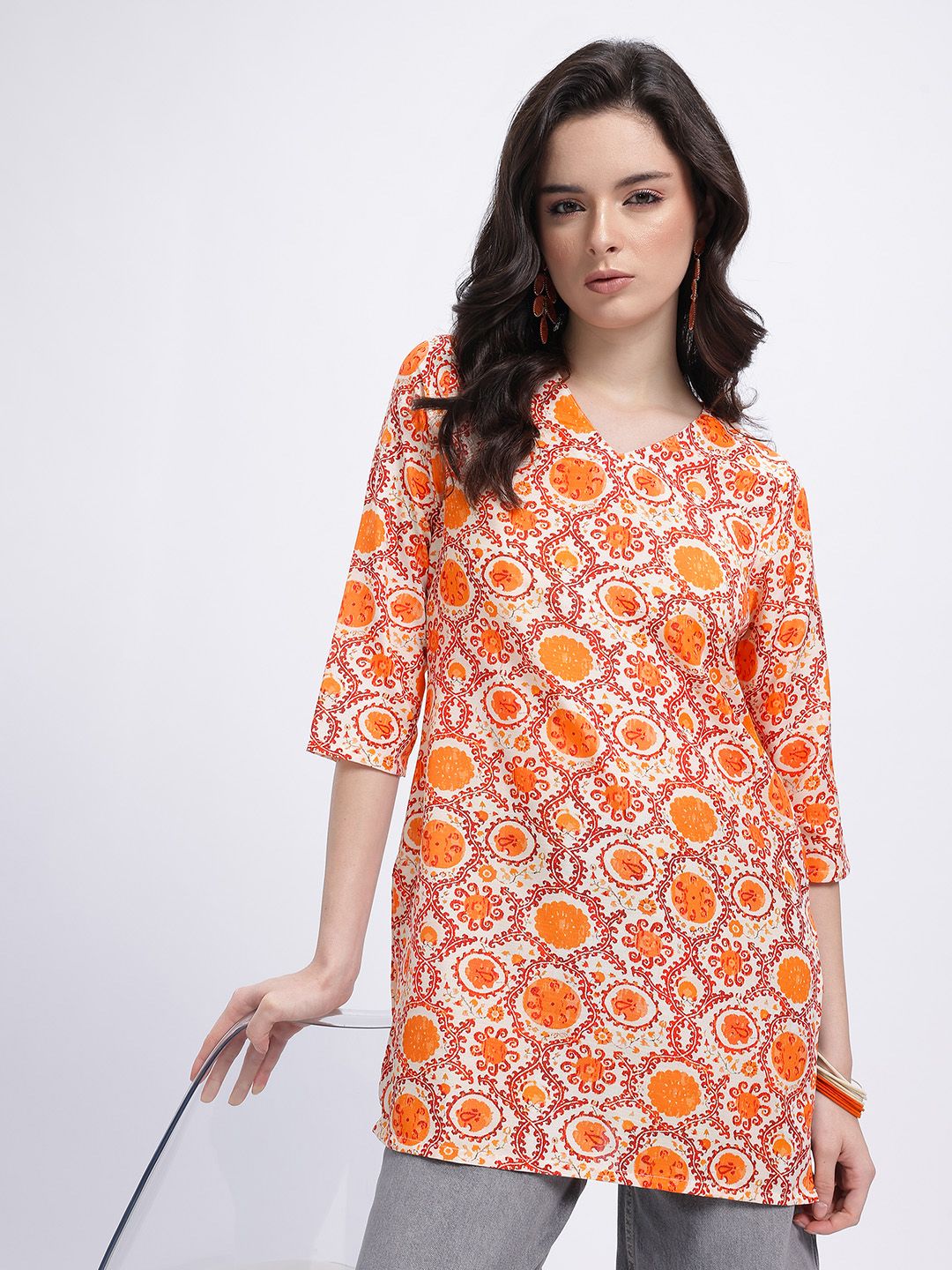 Anouk Rustic Ethnic Motifs Printed V-Neck Straight Kurti-picture-20