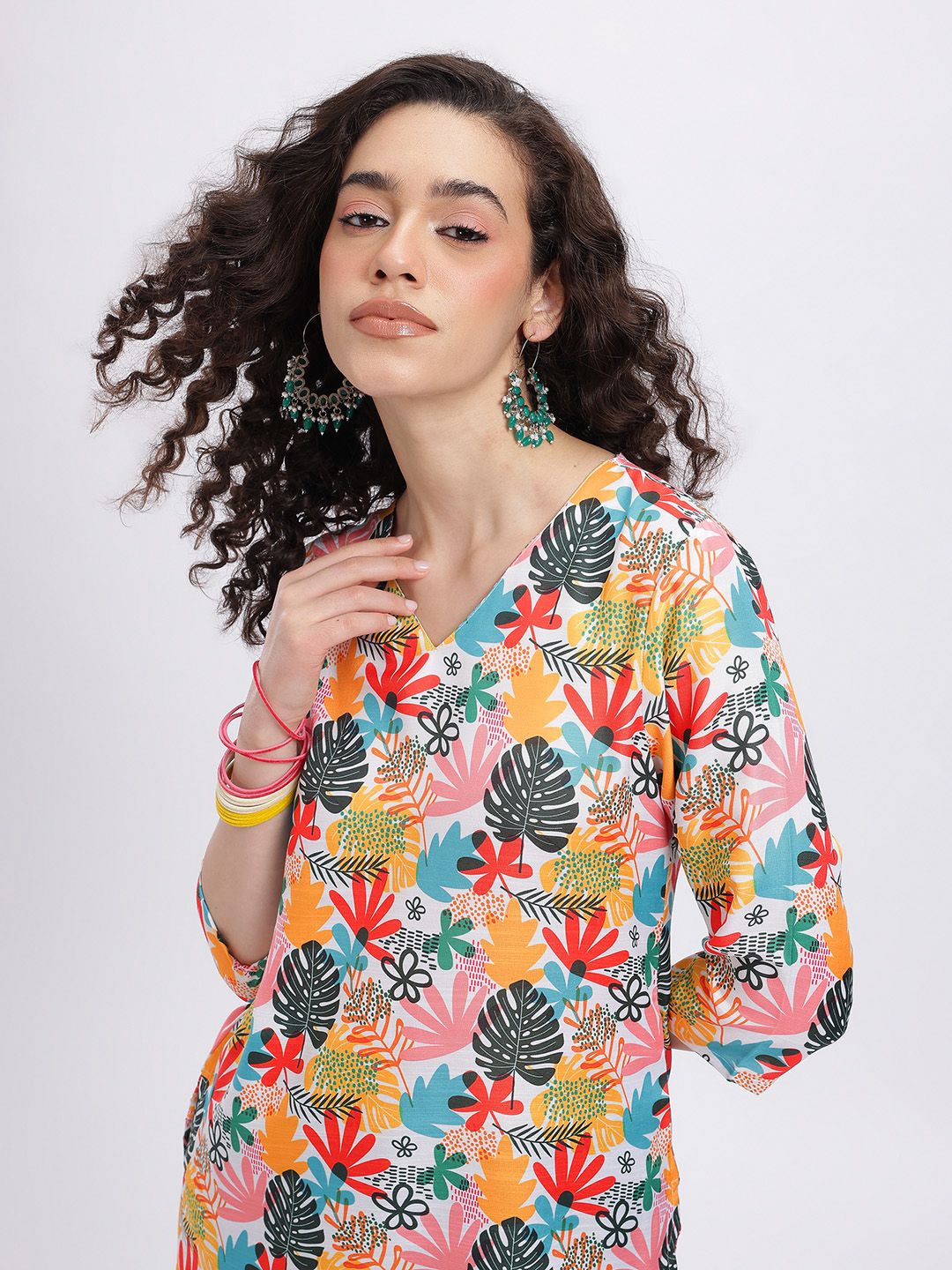 Anouk Rustic Floral Printed V-Neck Straight Kurti-picture-25