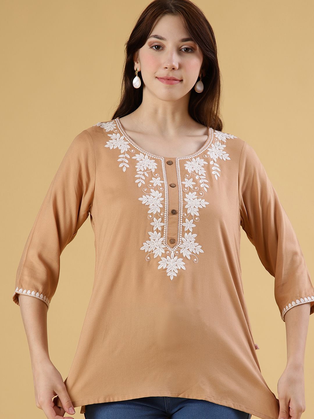 V-Mart Ethnic Motifs Embroidered Thread Work Kurti-picture-52