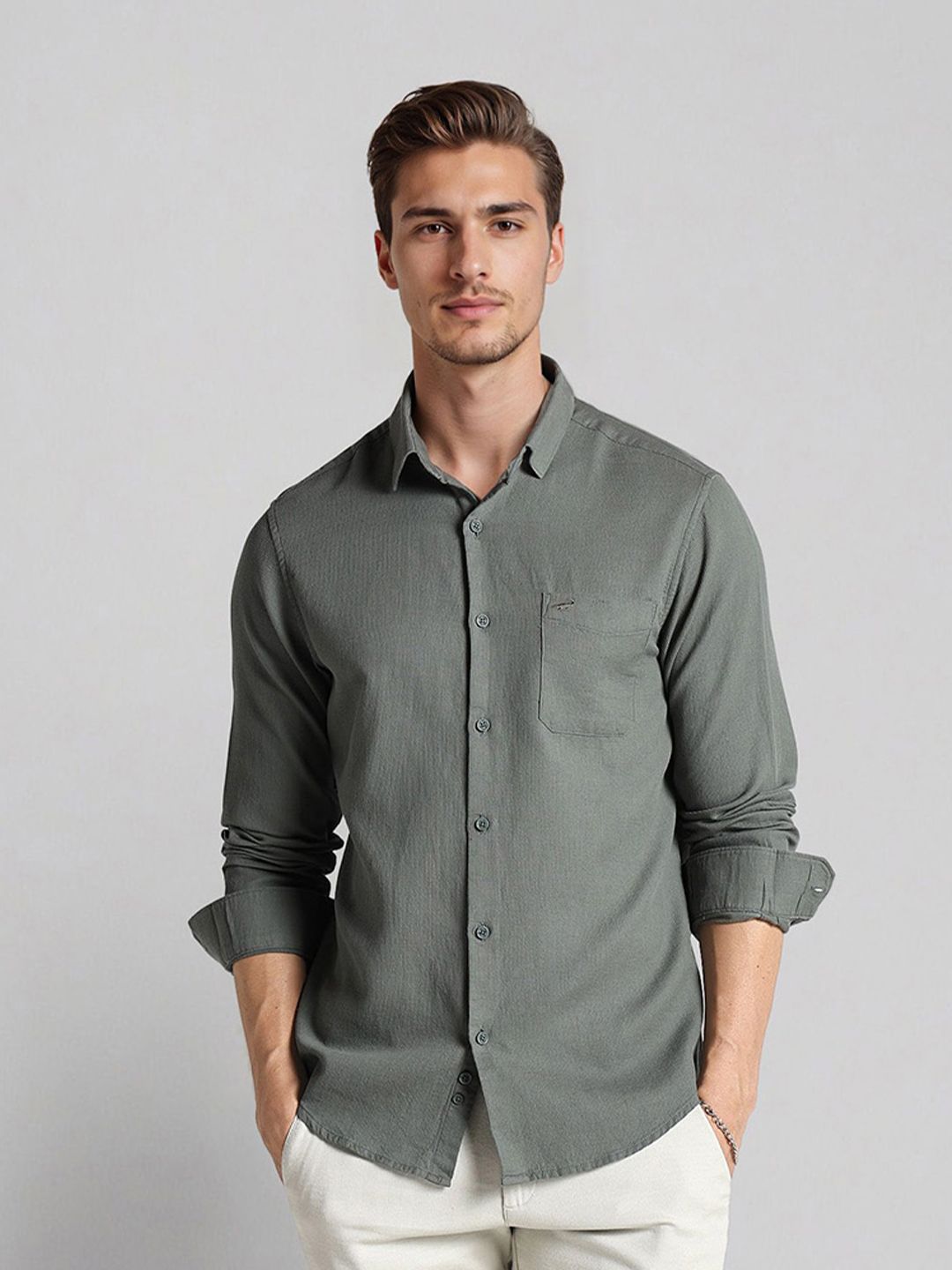 Crocodile Men Comfort Fit Solid Spread Collar Pure Cotton Casual Shirt-picture-13