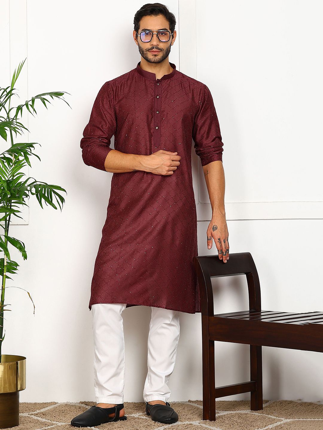 SWAGGINDIA Men Geometric Embroidered Festive Straight Kurta-picture-18