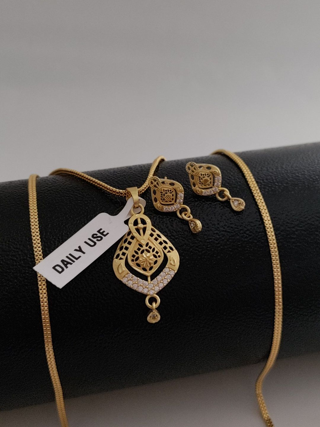 V.K.PAYAL.JEWELLERY Gold-Plated Artificial Stones Studded Jewellery Set-picture-22