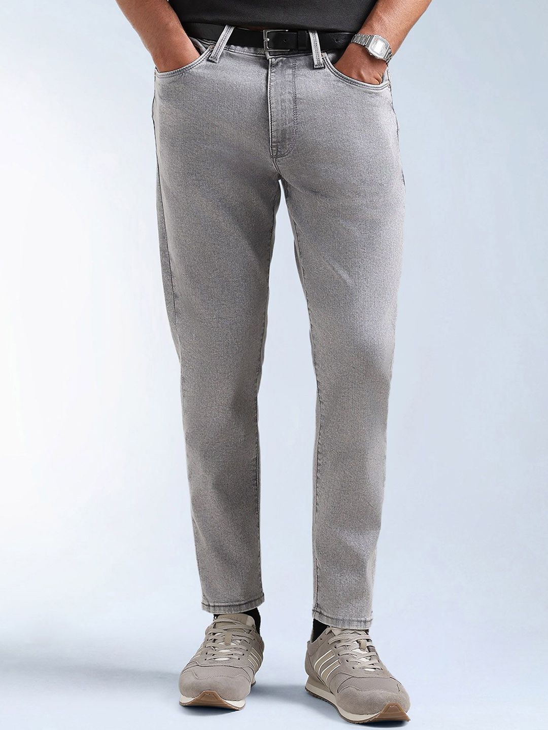 Flying Machine Men Relaxed Fit Mid-Rise Light Fade Jeans-picture-32