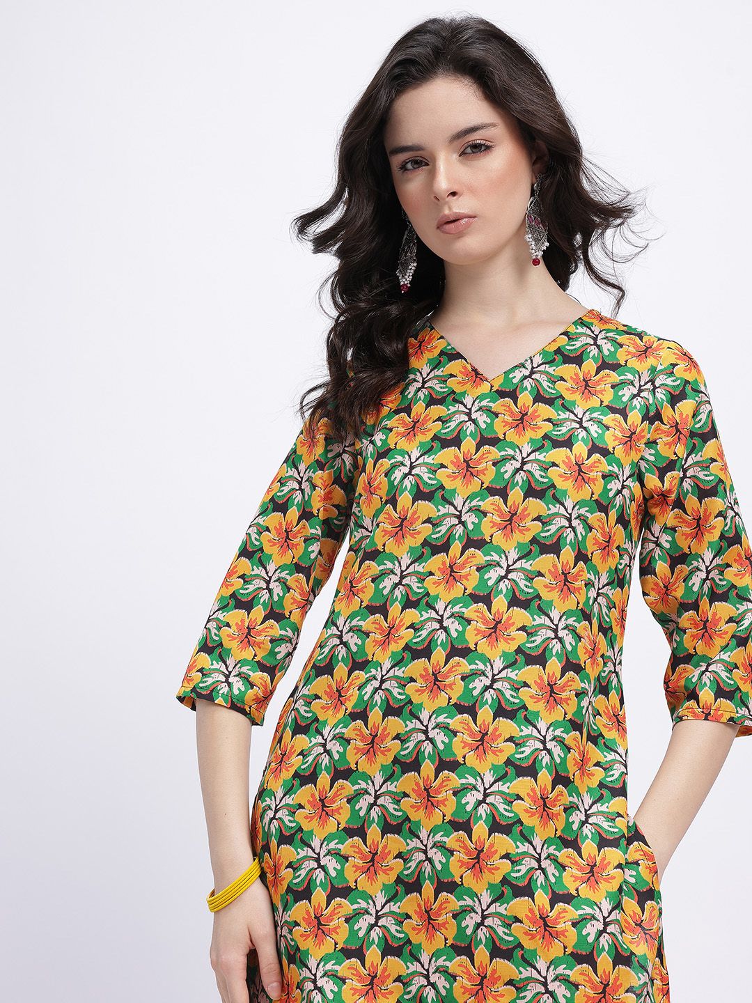 Anouk Rustic Floral Printed V-Neck Kurti-picture-18