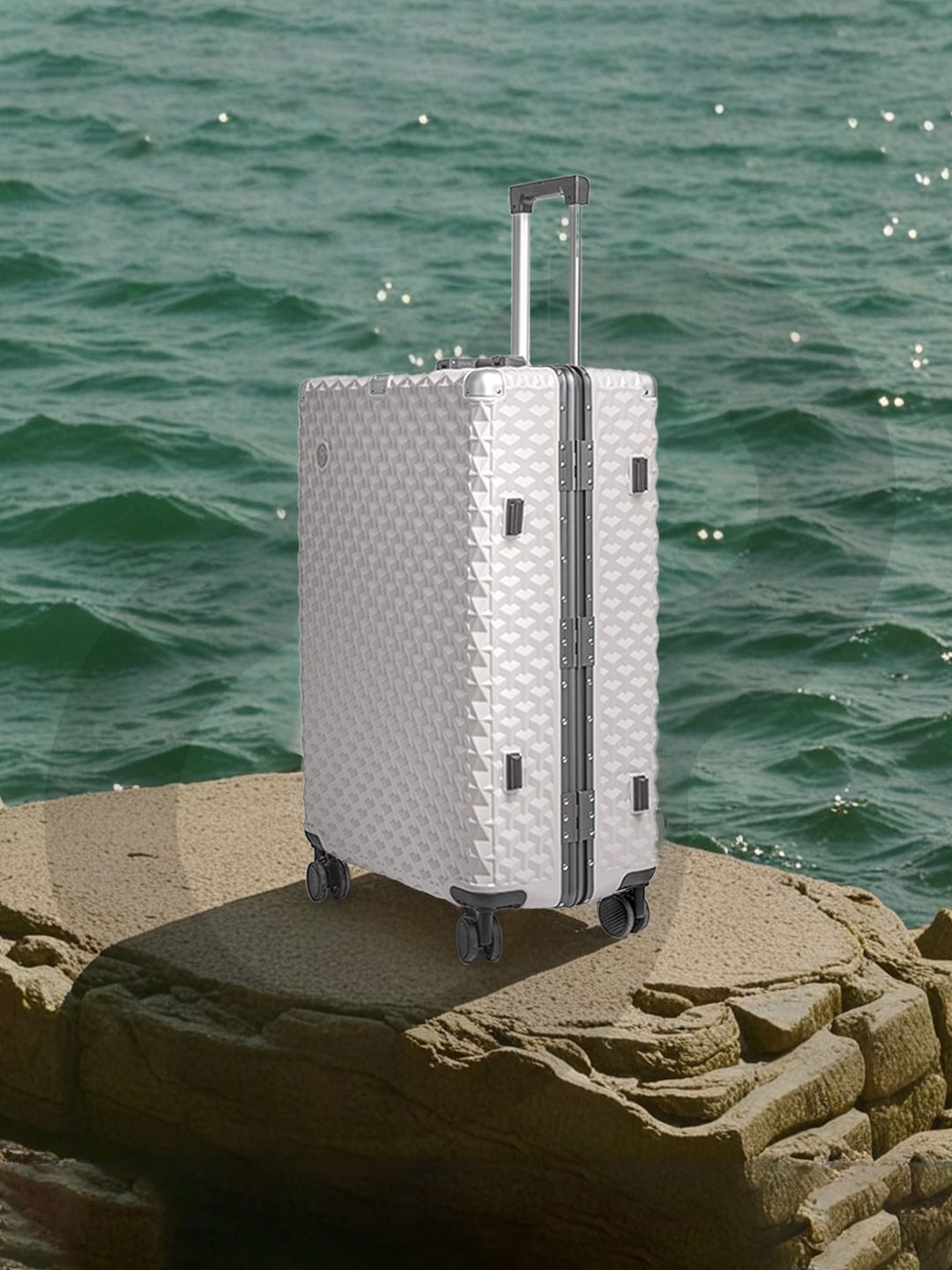 CLUB HACHI Textured Hard-Sided Cabin Trolley Bag-picture-10