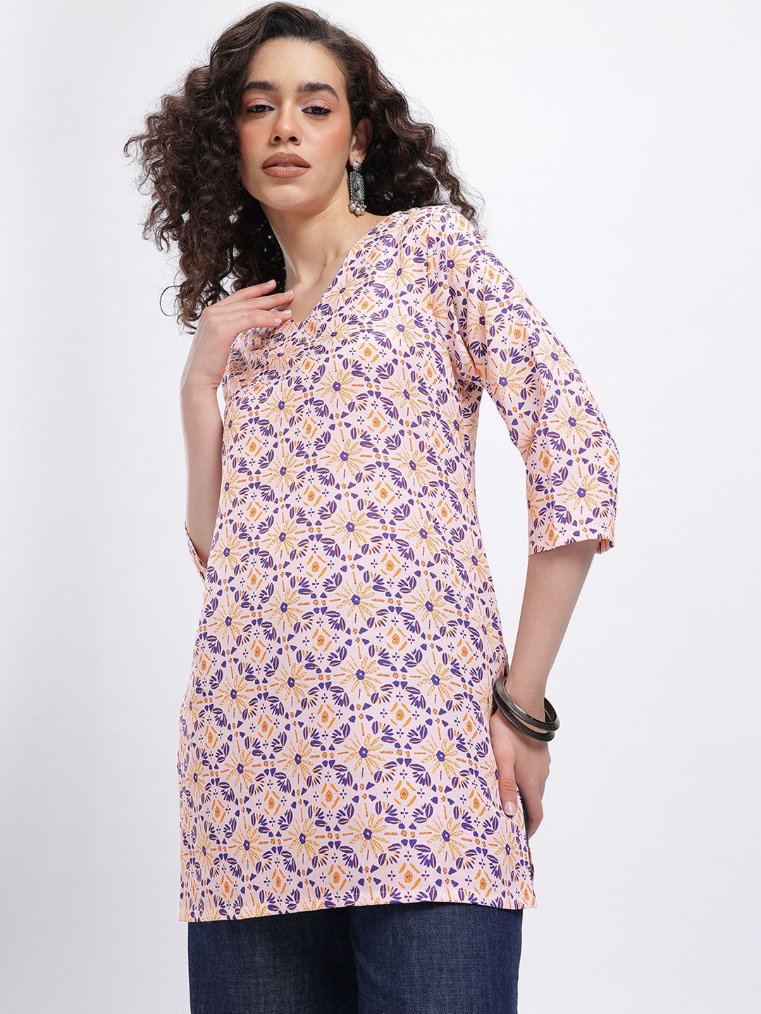 Anouk Rustic Ethnic Motifs Printed V-Neck Kurti-picture-23