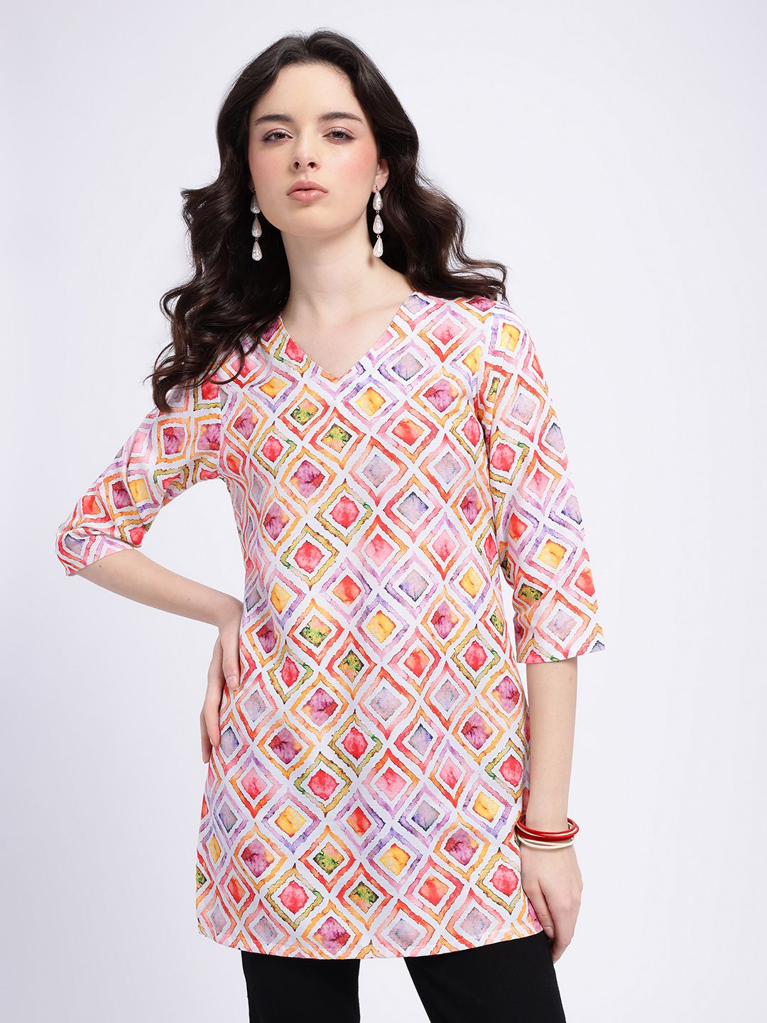 Anouk Rustic Geometric Printed V-Neck Kurti-picture-18