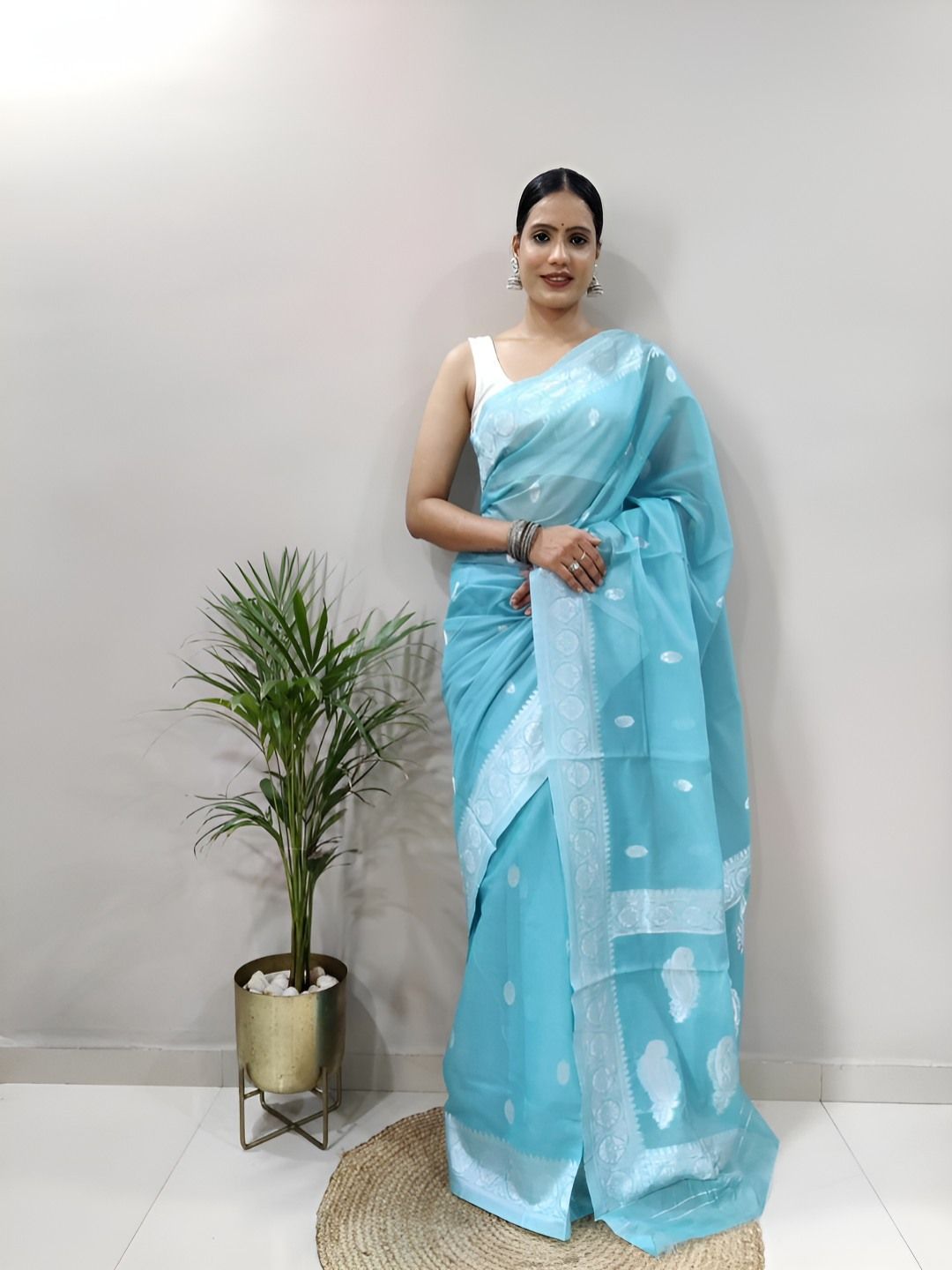 SWEETPEL Ethnic Motifs Woven Design Zari Banarasi Saree-picture-35