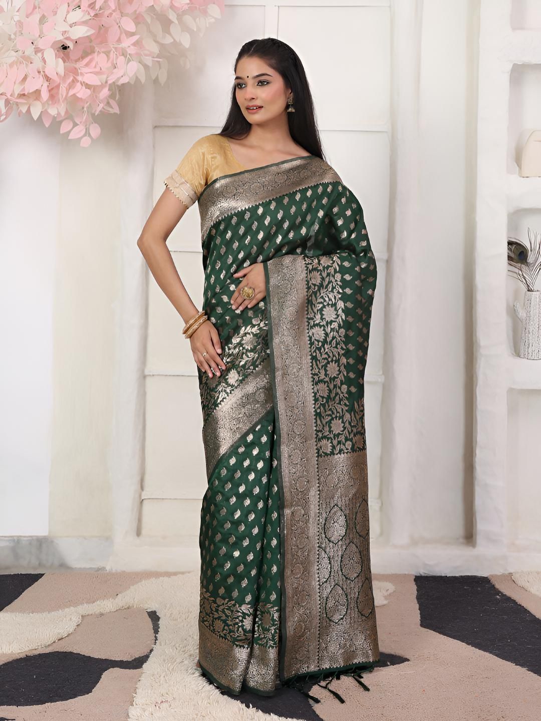 Astita Floral Woven Design Zari Silk Saree With Unstitched Blouse-picture-18
