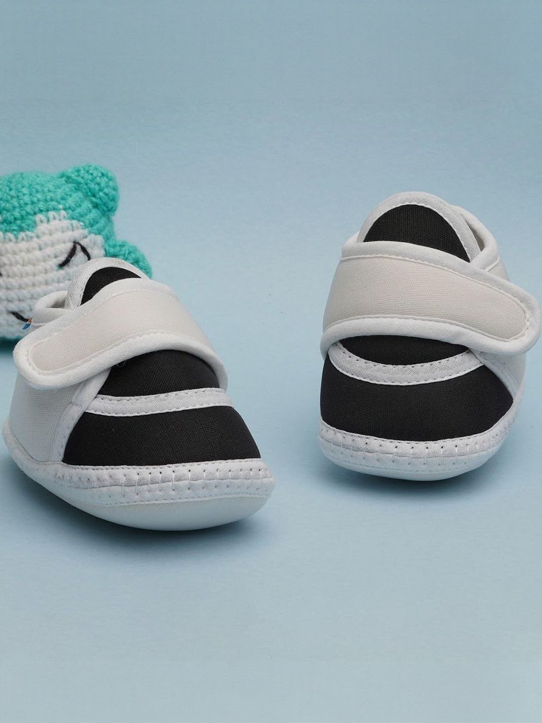 NESKA MODA Unisex Black & White Cotton Booties-picture-55
