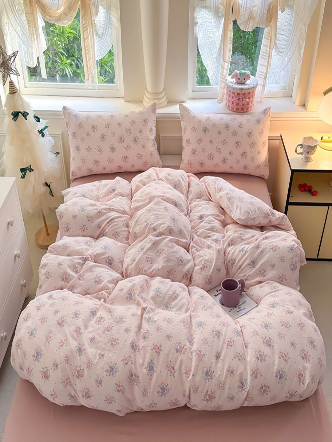 JC HOME Pink & Blue 4 Pieces Floral Single AC Room Bedding Set-image-17