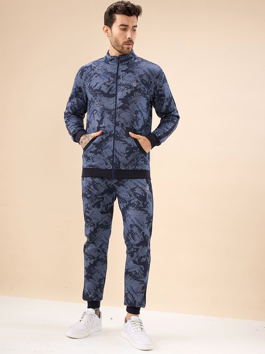 Status Quo Men Printed Mock Neck Tracksuits-picture-41