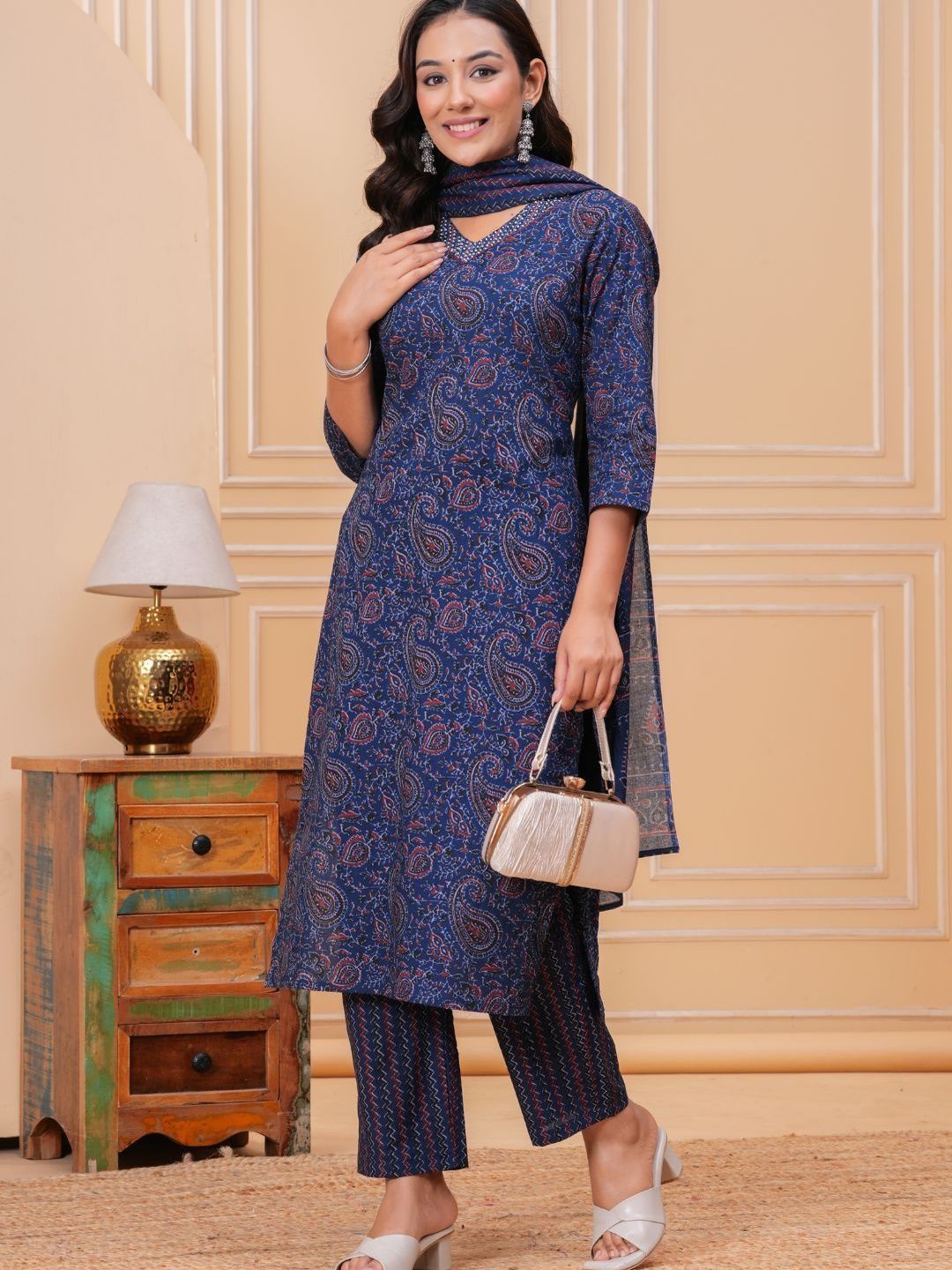 Women's Paisley Grey A-Line Kurta Set with Dupatta