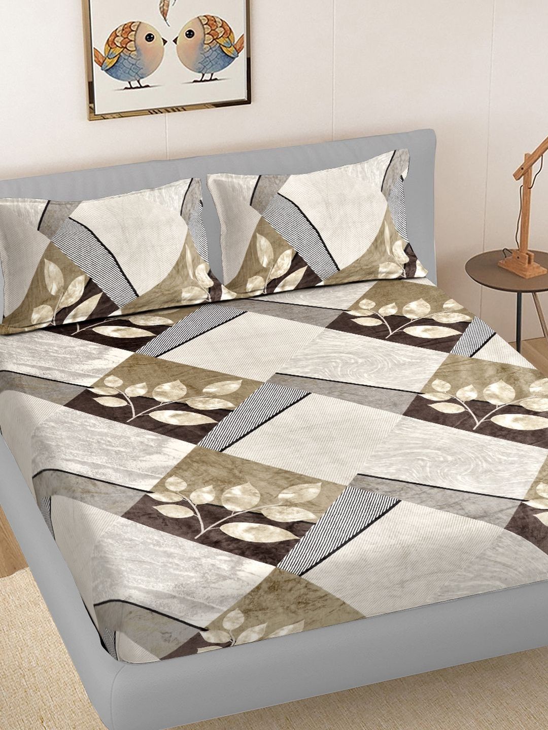Myntra Elegant Homes Multi Geometric Woolen King Size Double Bedsheet with 2 Pillow Cover-picture-13