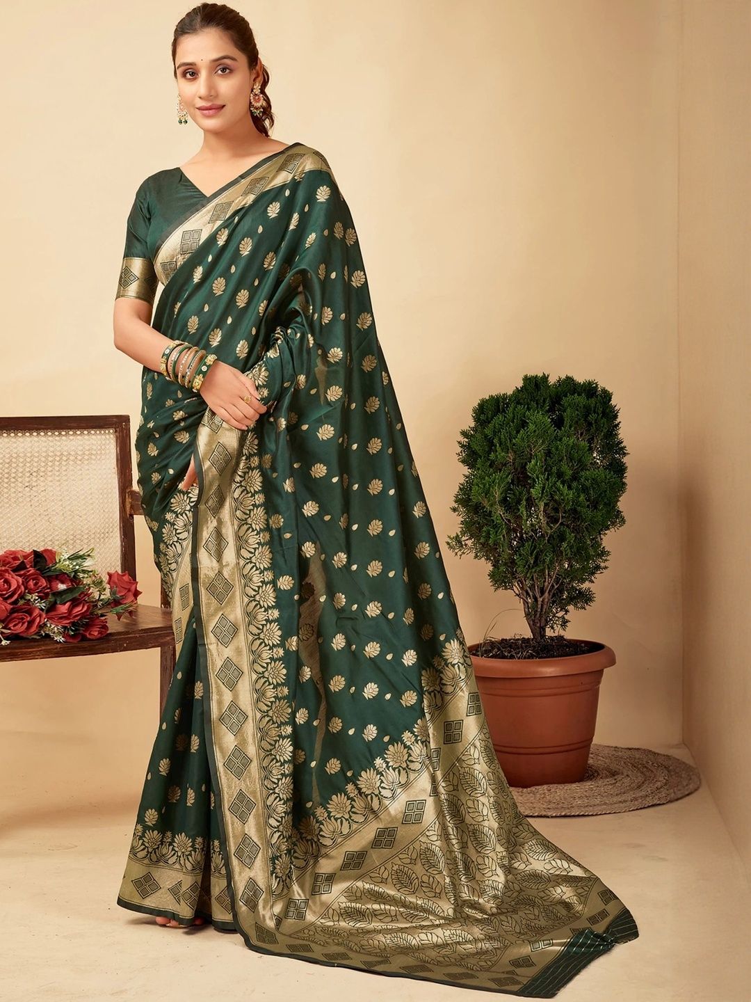 Aagrahi fashion Women Woven Design Ethnic Motifs Banarasi Saree-picture-33