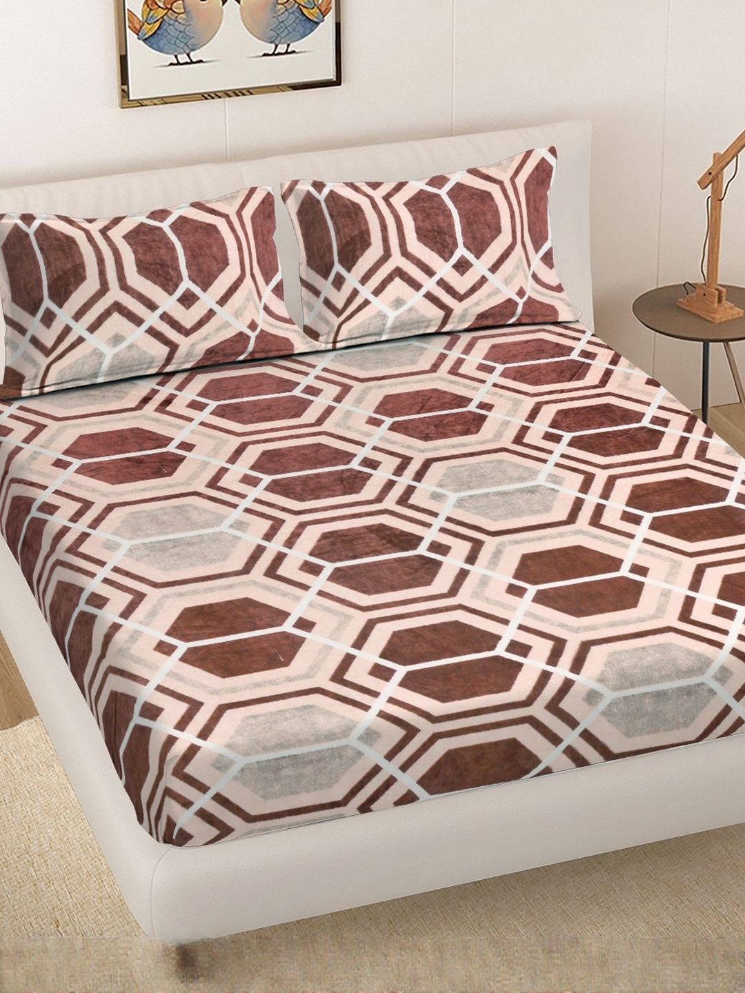 Myntra Elegant Homes Brown Geometric Woollen King Size Fitted Double Bedsheet Set-image-5