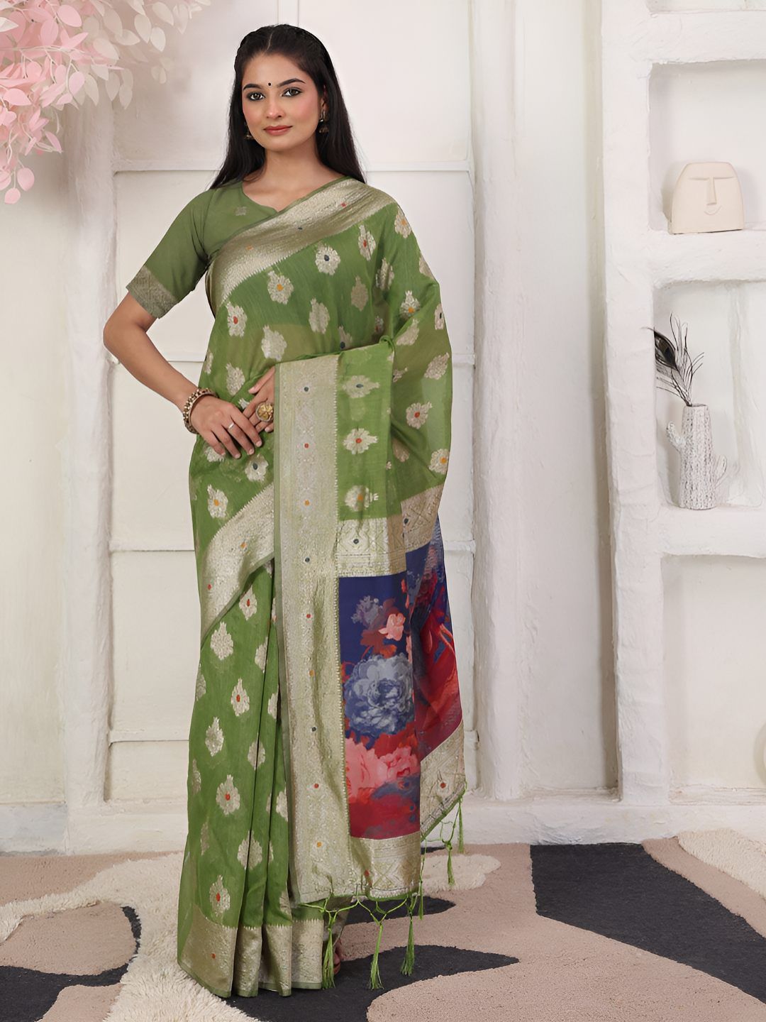Astita Floral Woven Design Zari Saree With Unstitched Blouse-picture-15