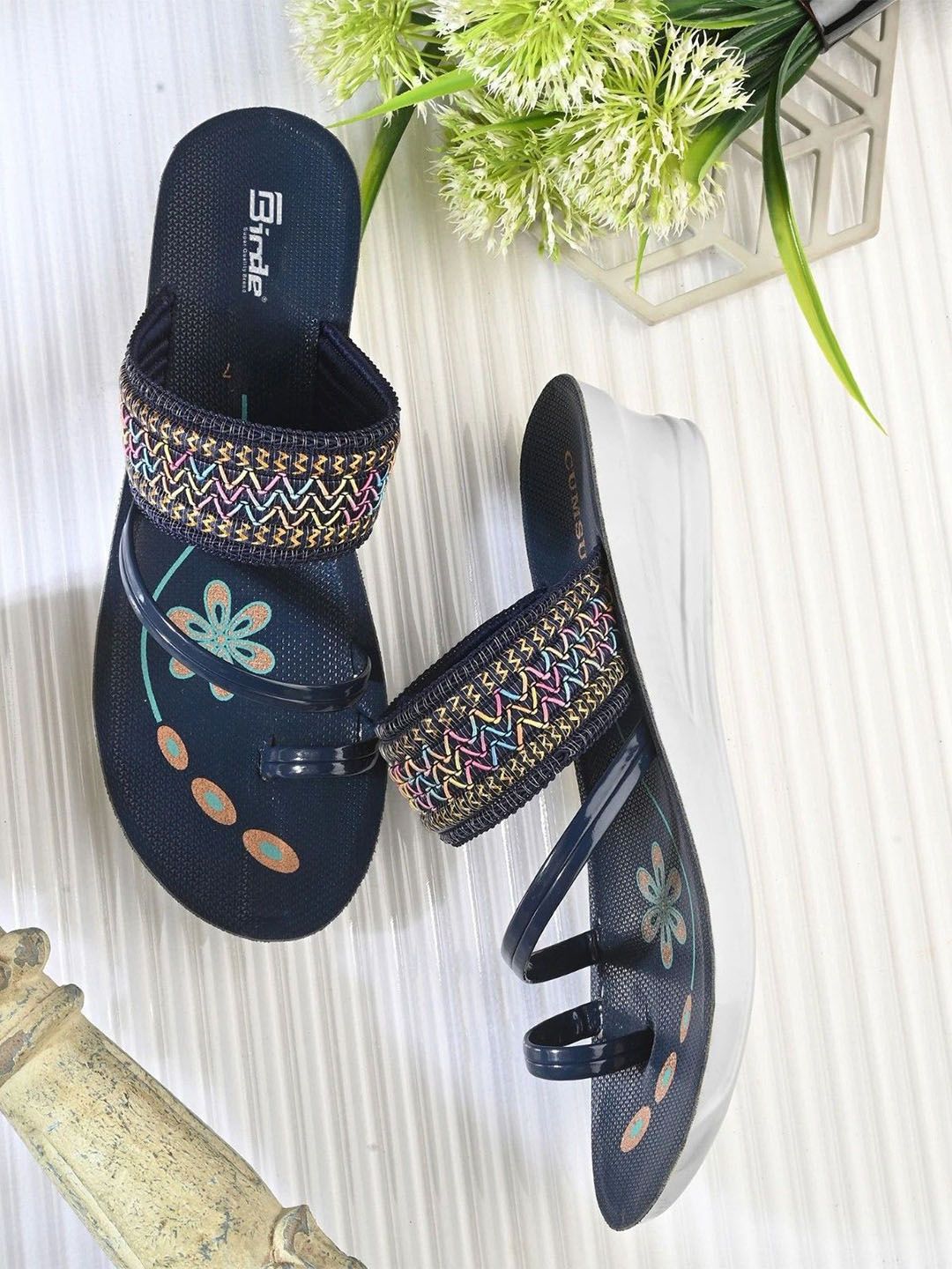 BIRDE Colourblocked Comfort Sandals-picture-48