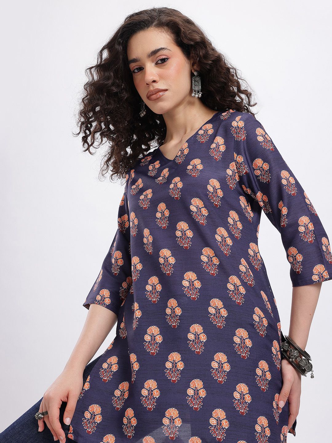 Anouk Rustic Ethnic Motifs Printed V-Neck Kurti-picture-24