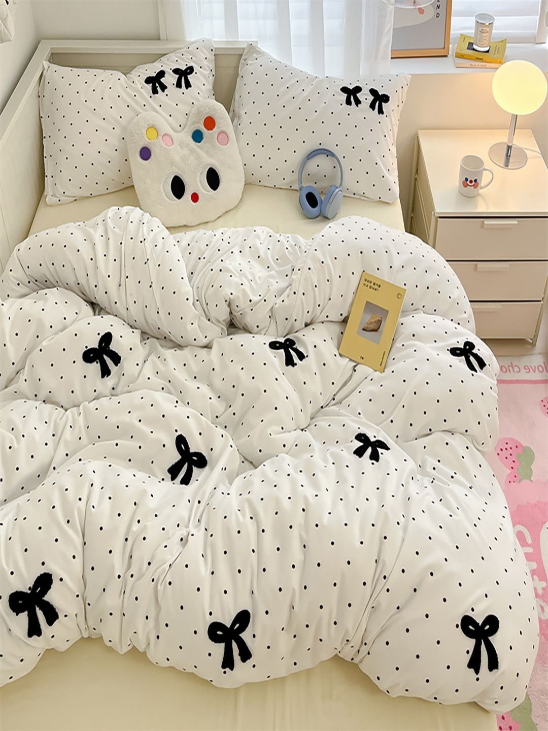 JC HOME Beige & White Quirky Printed Ac Room Double Queen Bedding Set-picture-53