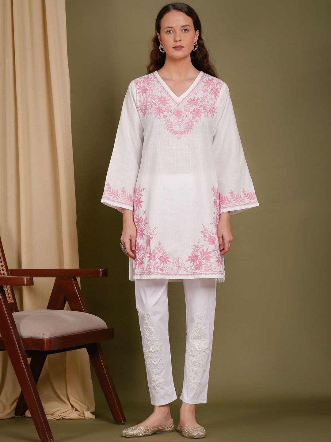 TRUE SISTERS Women Embroidered Classic Trousers-picture-44
