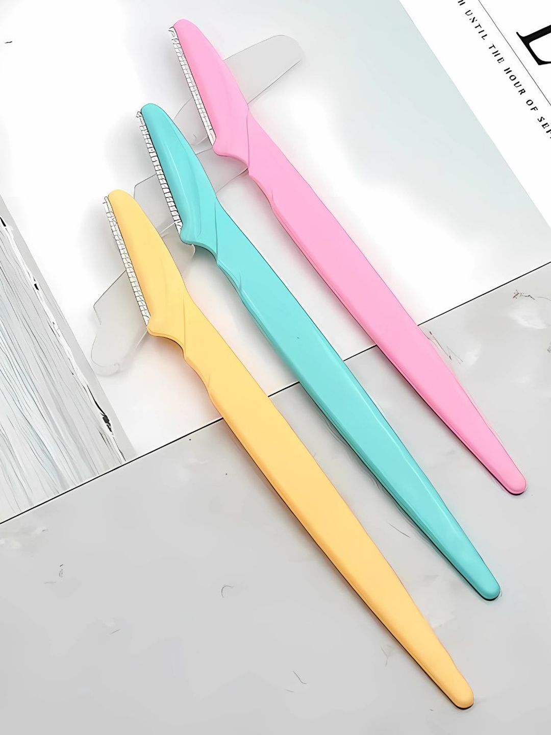 KOLORUP BEAUTY Set Of 3 Pain Free Face & Eyebrow Razor-picture-33