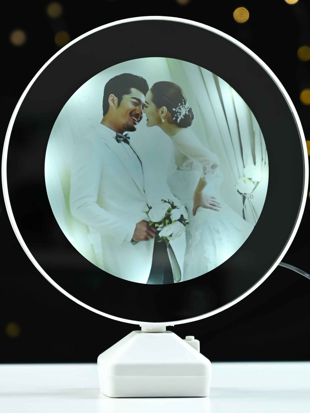 HINDCRAFT Magic Mirror Photo Frame with Light-image-10