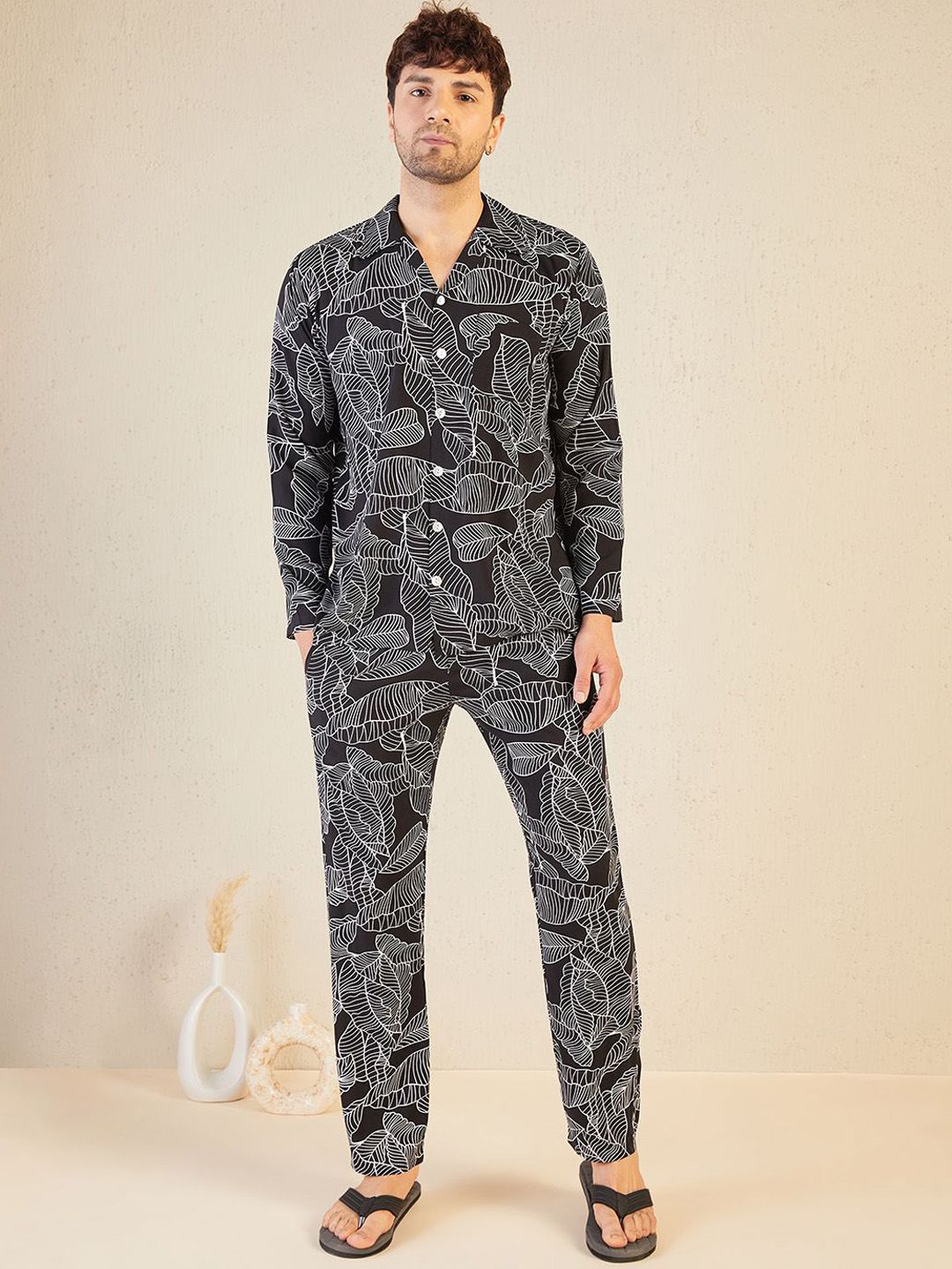 Sweet Dreams Leaf Printed Lapel Collar Neck Night Suit-picture-24