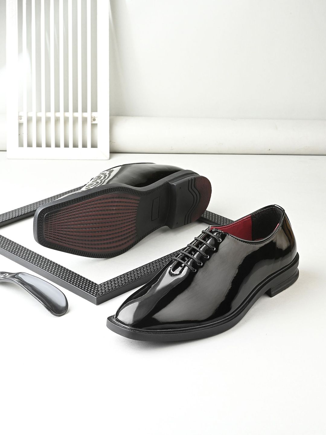 INVICTUS Men Round-Toe Formal Oxfords-image-39