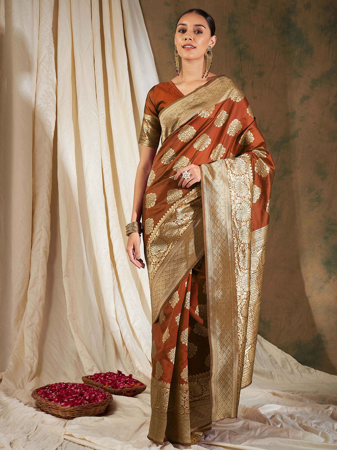 Desi Fusion Ethnic Motifs Woven Design Zari Saree-picture-10