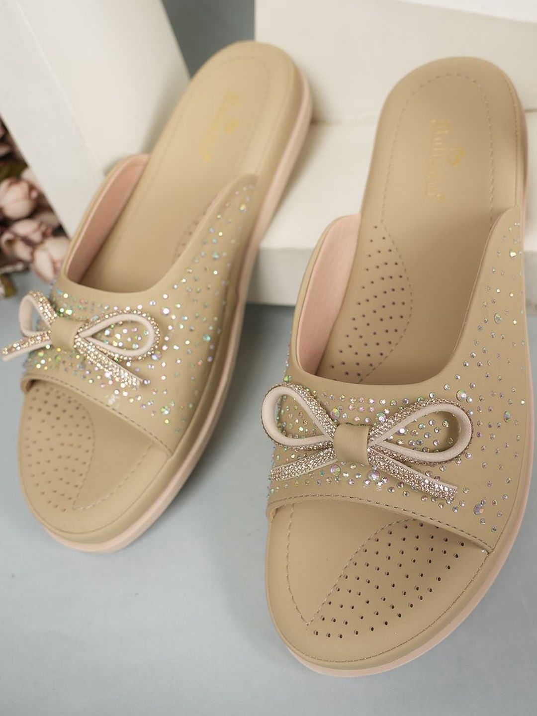 Dollphin Women Textured Open Toe Flats with Bows-image-43
