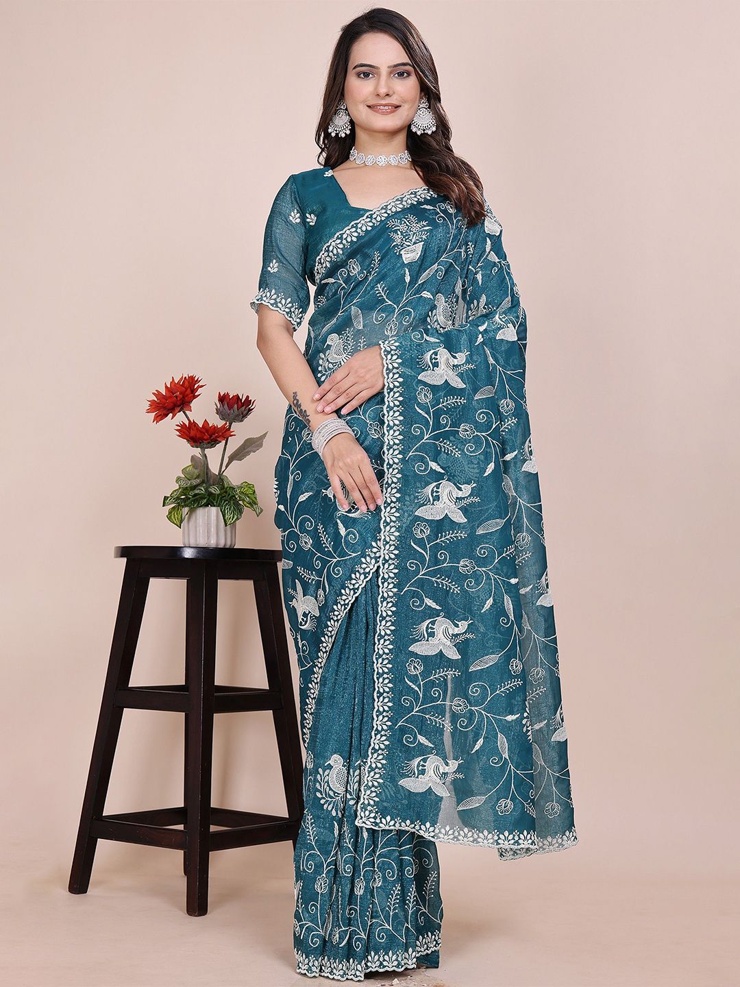 K 5 Fashion Ethnic Motifs Embroidered Saree-picture-34