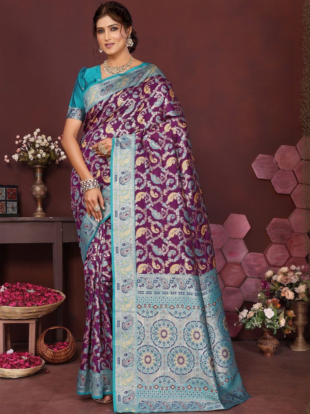 KALINI Paisley Zari Silk Blend Designer Banarasi Saree-picture-20