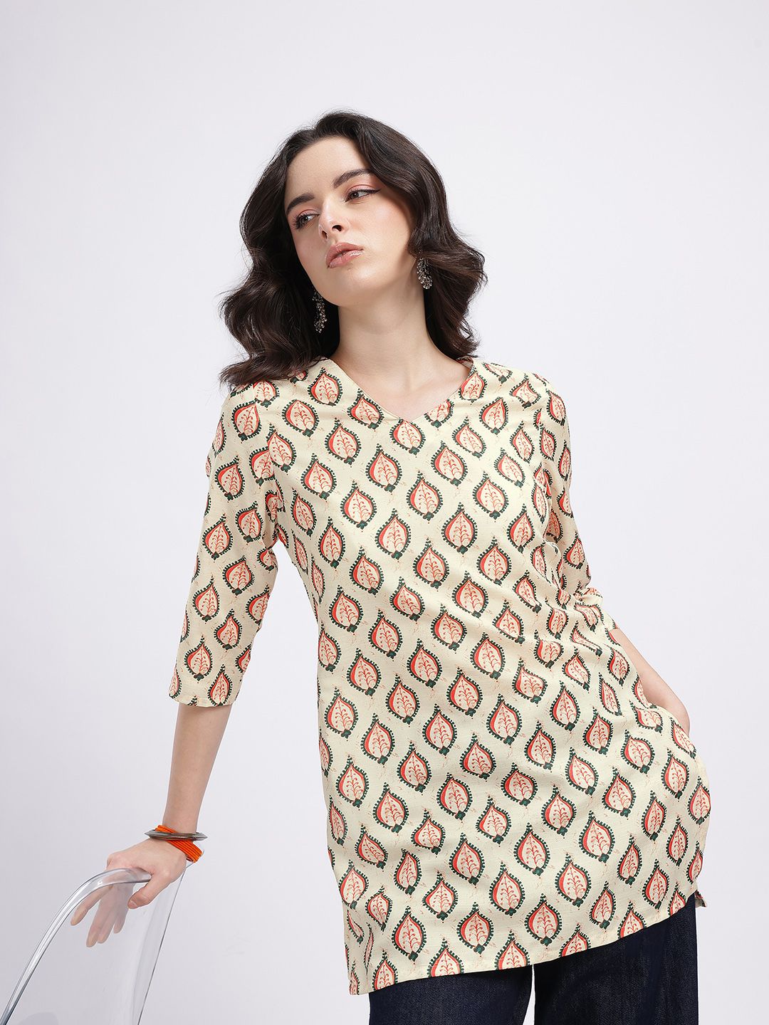 Anouk Rustic Ethnic Motif Printed V-Neck Straight Kurta-picture-44