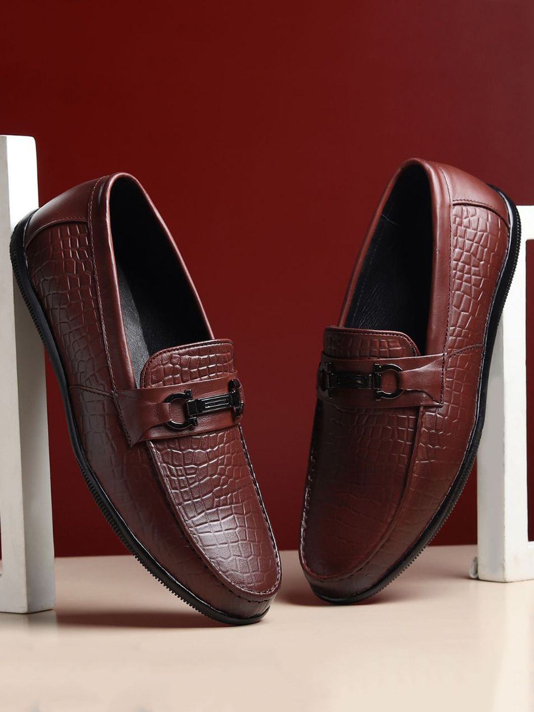 Hayes London Men Textured Leather Formal Loafers-picture-34