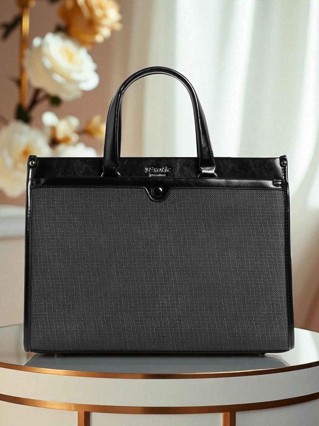 Exotic Textured Structured Handheld Bag-picture-33