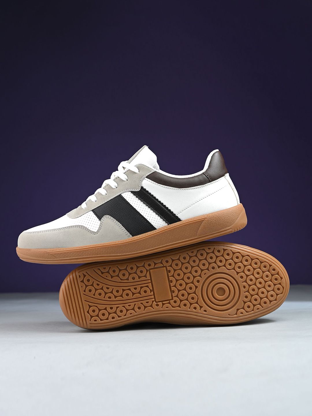 AfroJack Men Colourblocked Sneakers-picture-31
