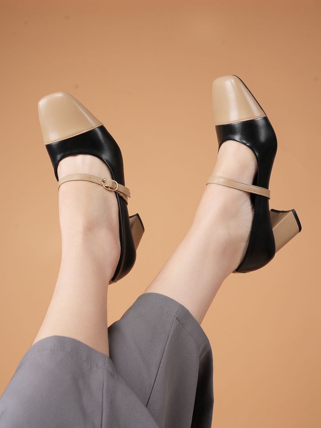 Chemistry Women Colourblocked Block Heels Mary Janes With Buckles-picture-41