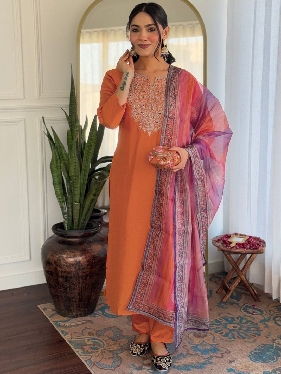 Brand Hill Women Ethnic Motifs Embroidered Thread Work Kurta with Trousers & Dupatta-picture-25